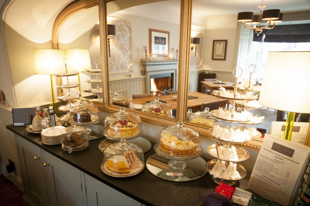 The Priory Bed & Breakfast Middleham Eksteriør bilde