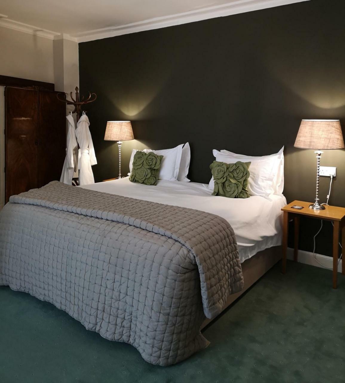The Priory Bed & Breakfast Middleham Eksteriør bilde